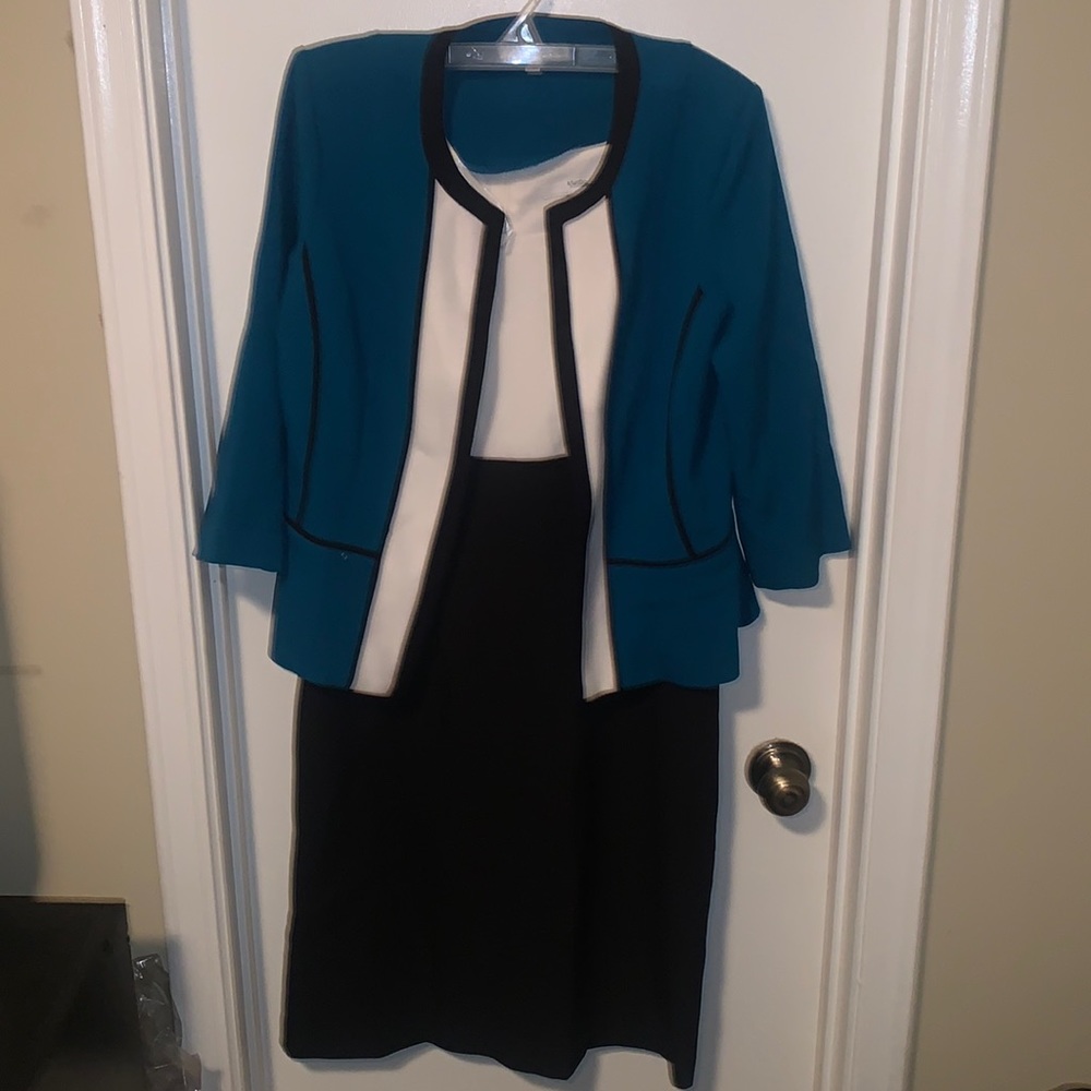 Dress suit